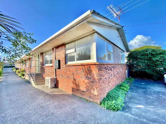 3/16 Mt Smart Road, Royal Oak