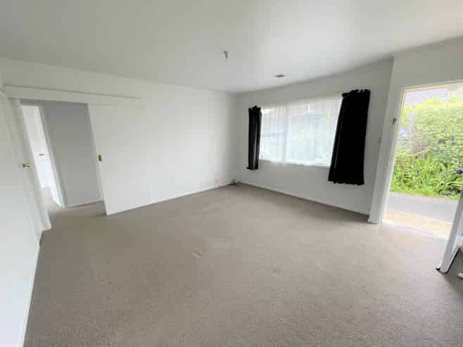 3/16 Mt Smart Road, Royal Oak