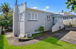 1/23 Te Kawa Road, One Tree Hill