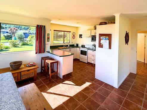 28 Nyhane Drive, Takaka