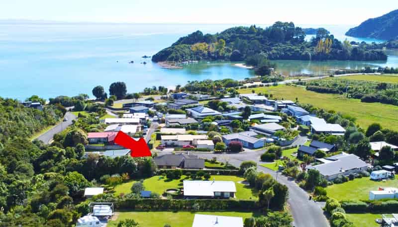 28 Nyhane Drive, Takaka