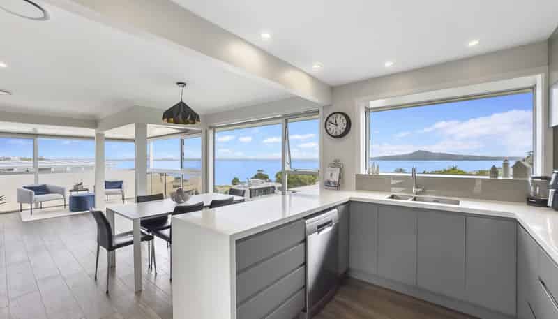 38A Polygon Road, St Heliers