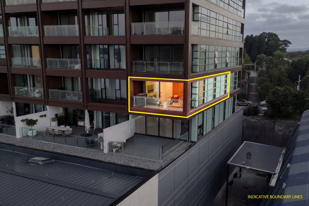 Award Winning Waterfront Living - Widok 4
