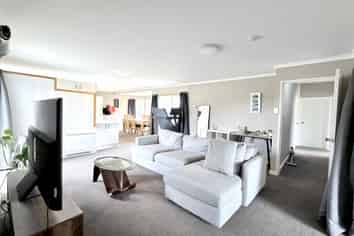 986 Downs Road, Brydone