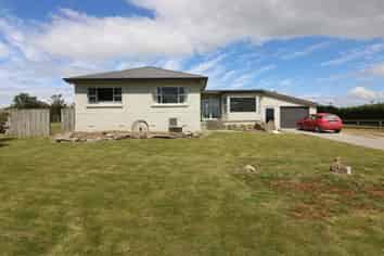 986 Downs Road, Brydone