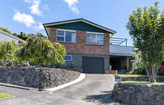 6 Carlton Terrace, Westown