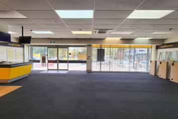 PRIME PUKEKOHE LARGE FORMAT RETAIL/SHOWROOM SPACE
