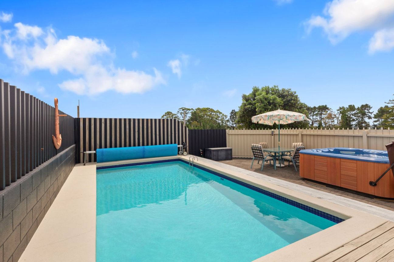 Lifestyle living with elevated rural views – pohled 2