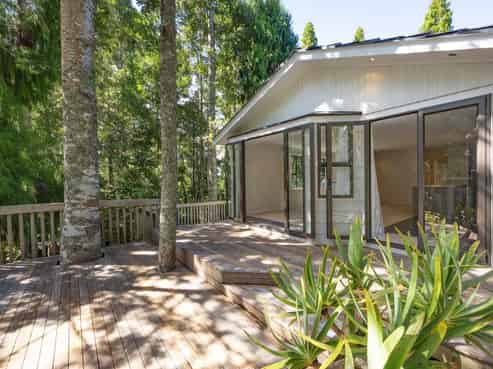 5 Kaurimu Rise, Titirangi
