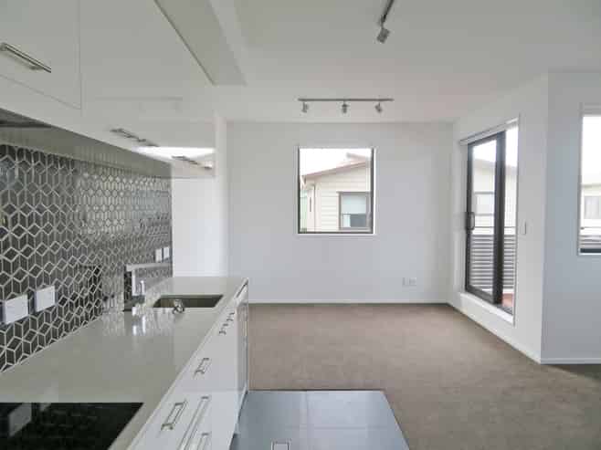 215/321 Jackson Street, Petone