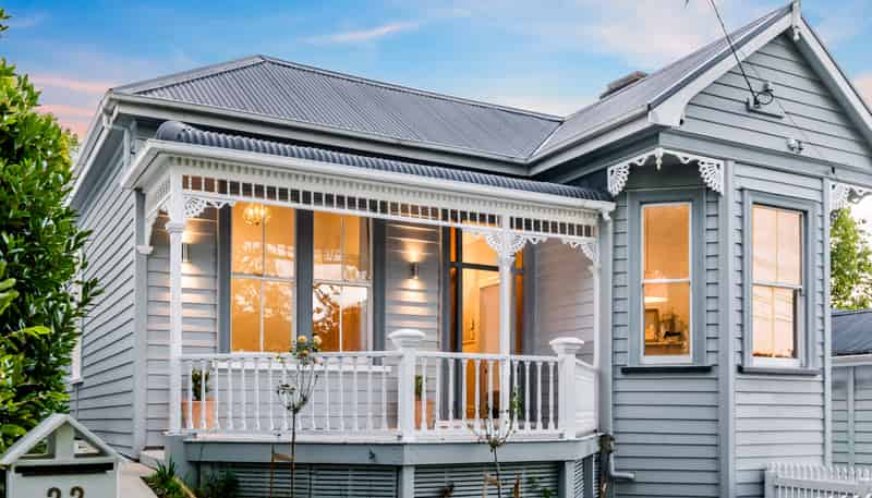 22 New Bond Street, Kingsland