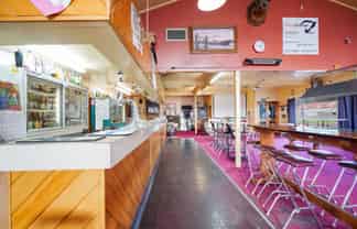 76 King Street & 143 Main Street, Otautau