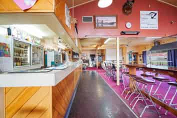 76 King Street & 143 Main Street, Otautau