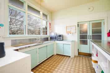 76 King Street & 143 Main Street, Otautau