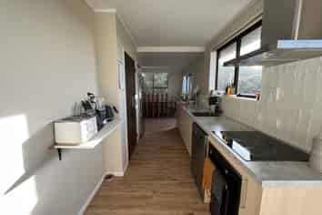 137A Tuhikaramea Road, Dinsdale