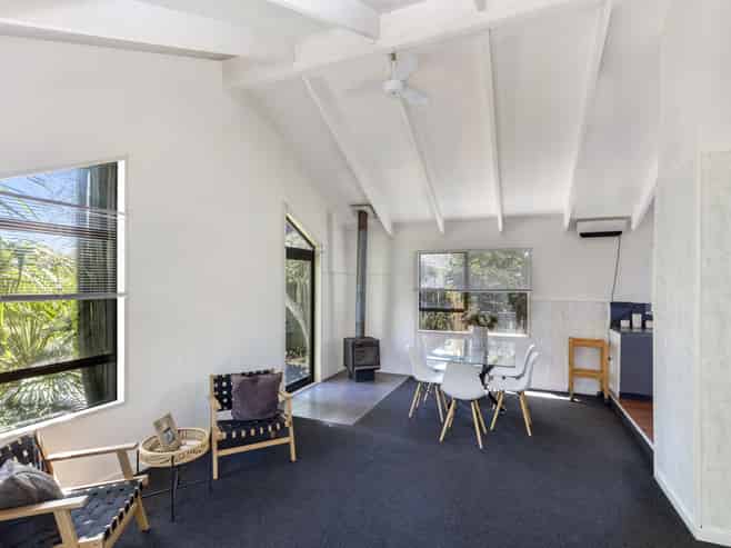 22 Larnach Street, Waimairi Beach