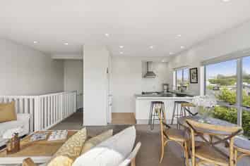 1/18 Lambley Road, Titahi Bay