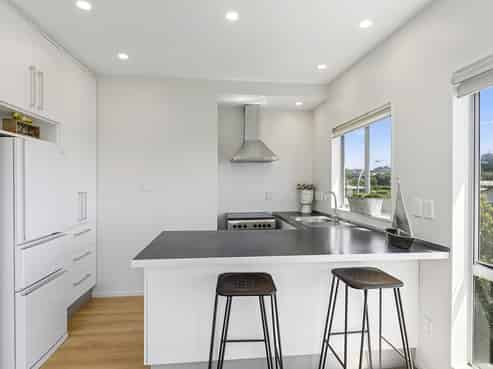 1/18 Lambley Road, Titahi Bay