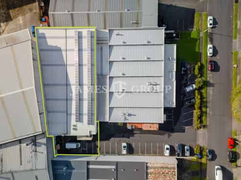 950m² Rosebank Warehouse + MPI 40ft Container Drop