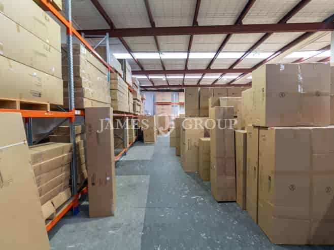 950m² Rosebank Warehouse + MPI 40ft Container Drop