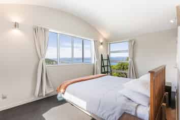 78B Nicholson Road, Khandallah