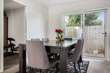 52H Fifth Avenue, Enderley