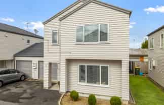 52H Fifth Avenue, Enderley