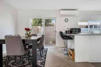 52H Fifth Avenue, Enderley