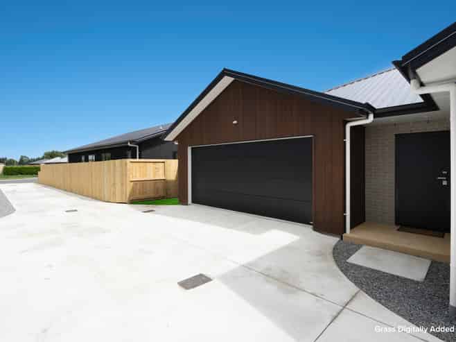 10 Mary Ann Drive, Cambridge