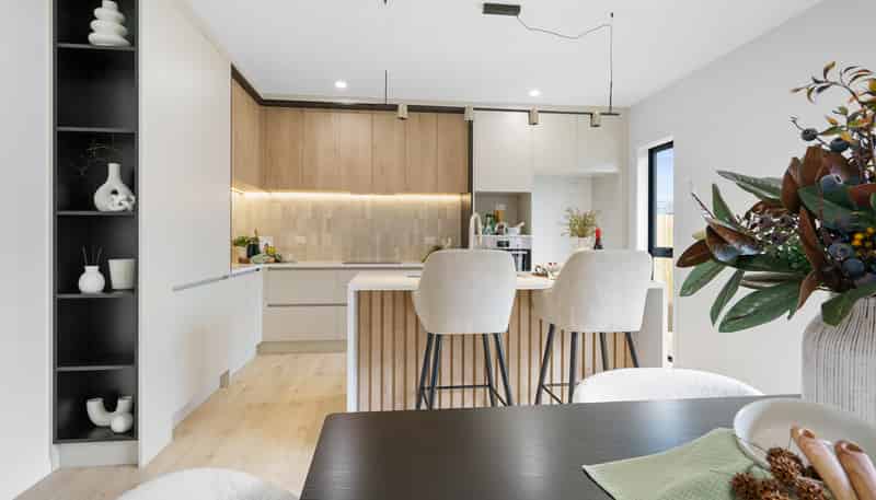 10 Mary Ann Drive, Cambridge