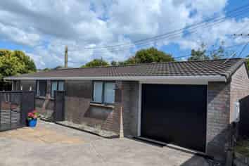 3/170 Blockhouse Bay Road, Avondale