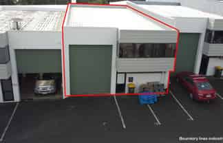 NEAT AND SECURE INDUSTRIAL UNIT – BEACH HAVEN
