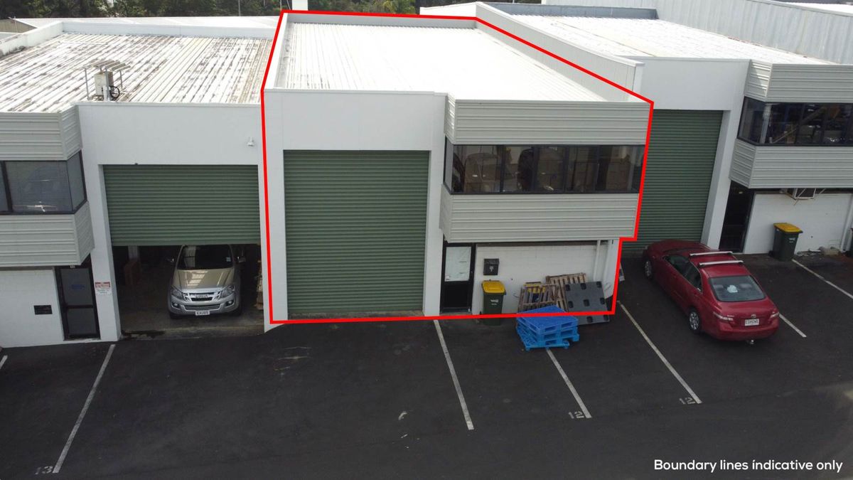 NEAT AND SECURE INDUSTRIAL UNIT – BEACH HAVEN
