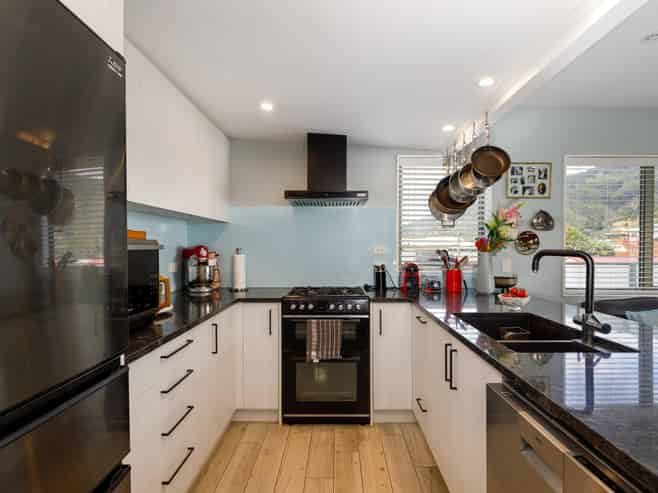 2 Marina Drive, Picton