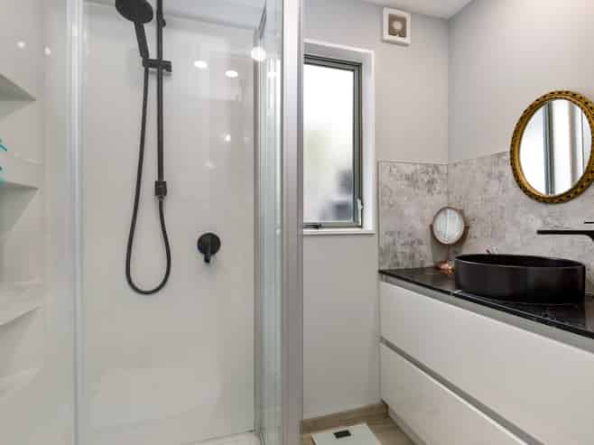 2 Marina Drive, Picton