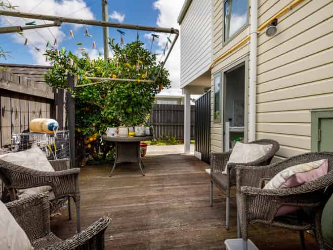 2 Marina Drive, Picton