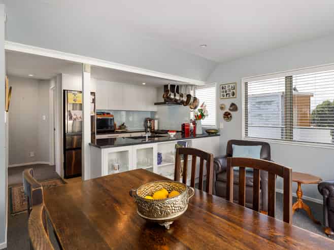 2 Marina Drive, Picton