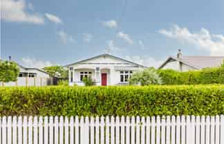 14 Francis Drake Street, Waipukurau