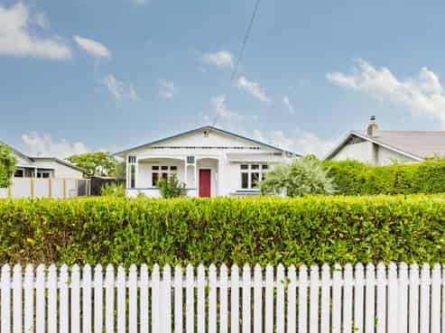 14 Francis Drake Street, Waipukurau and Surrounds