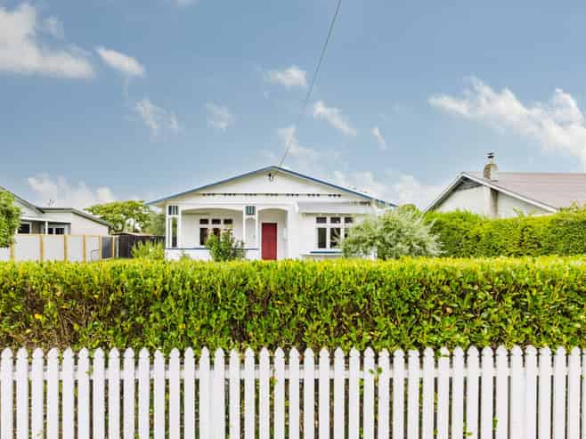 14 Francis Drake Street, Waipukurau