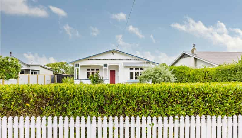 14 Francis Drake Street, Waipukurau