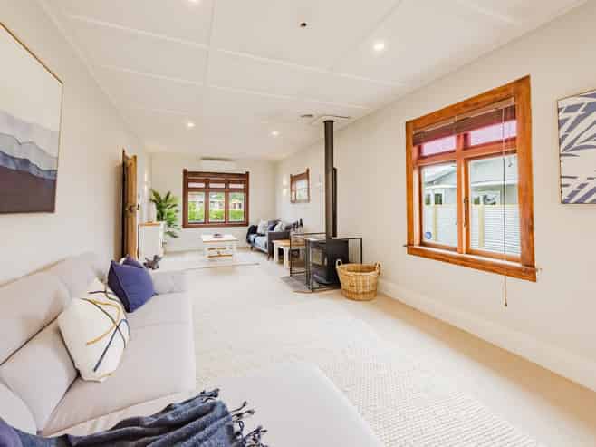 14 Francis Drake Street, Waipukurau