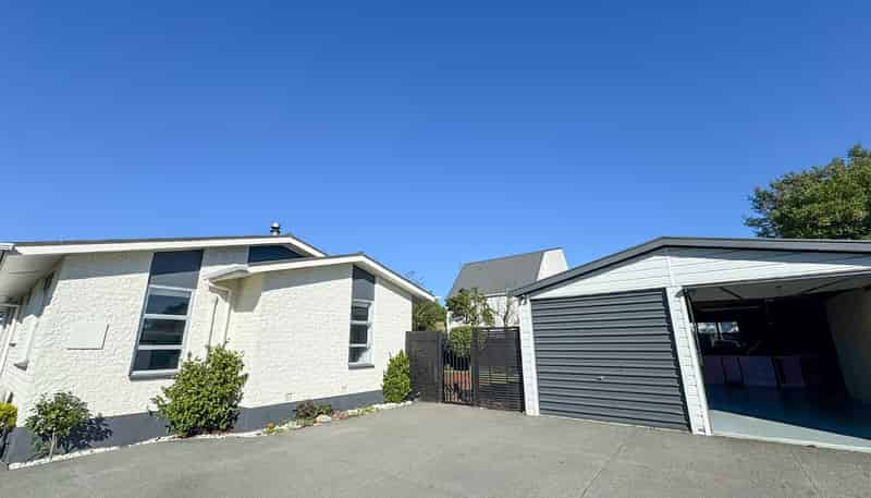 10b Karlaw Place, Parklands