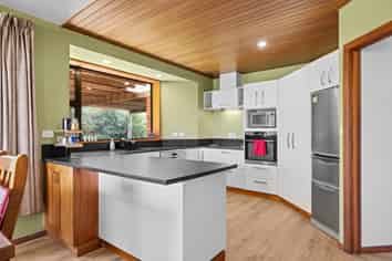 1649 Main North Road, Sefton