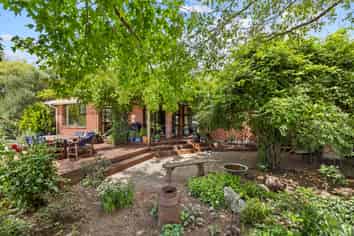 1649 Main North Road, Sefton