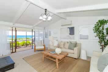 180 Whirinaki Road, Bay View