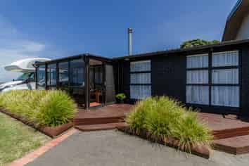 180 Whirinaki Road, Bay View