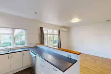 B/397 Karori Road, Karori