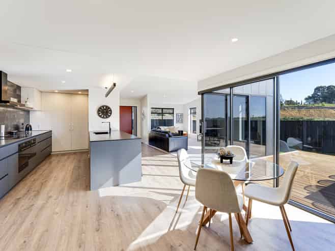 64 Les Wakefield Road, Mapua