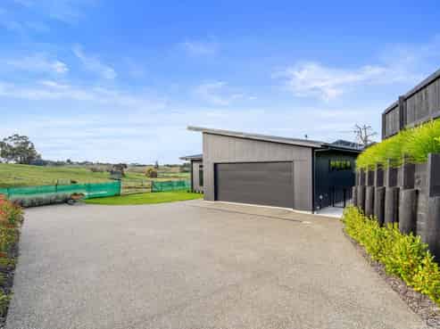 64 Les Wakefield Road, Mapua